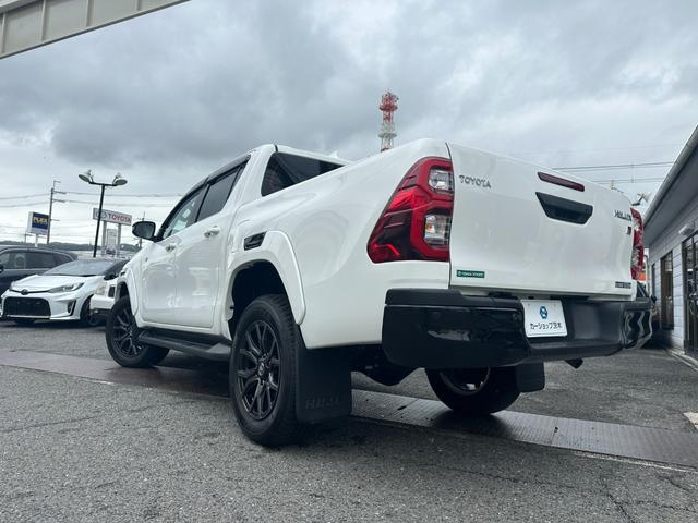 TOYOTA HILUX 2023 WHITE