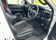 TOYOTA HILUX 2023 WHITE