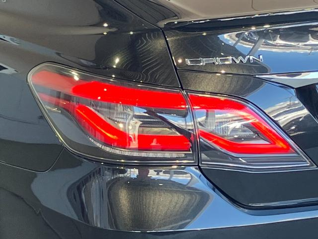 TOYOTA CROWN 2022 BLACK